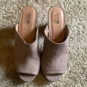 Mossimo Chunky Heel